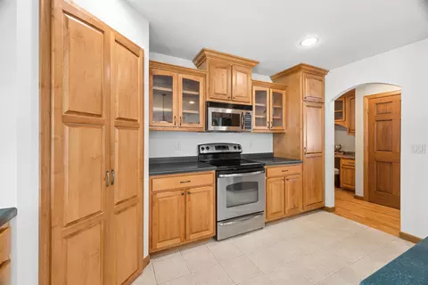Kitchen - 4226 E Appleseed Dr, Appleton, WI 54913 photo 3 of 5