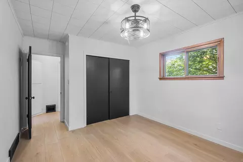 Bedroom - 1513 28th Ave, Menominee, MI 49858 photo 2 of 2