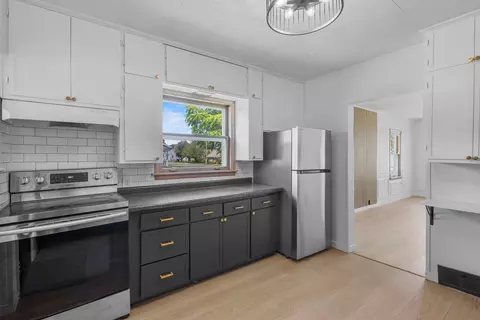Kitchen - 1513 28th Ave, Menominee, MI 49858 photo 1 of 3