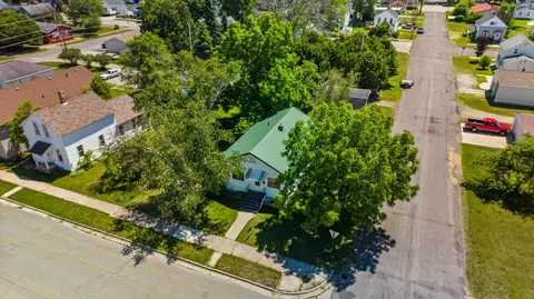 View/Area - 1513 28th Ave, Menominee, MI 49858 photo 1 of 17