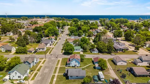 View/Area - 1513 28th Ave, Menominee, MI 49858 photo 15 of 17
