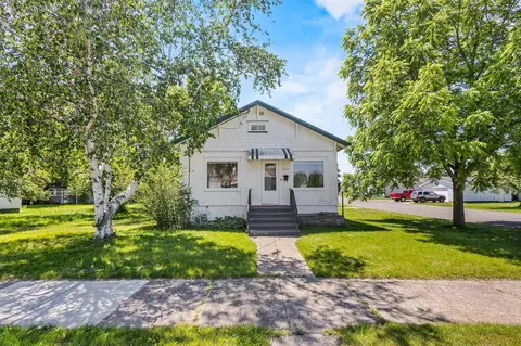 1513 28th Ave, Menominee, MI 49858