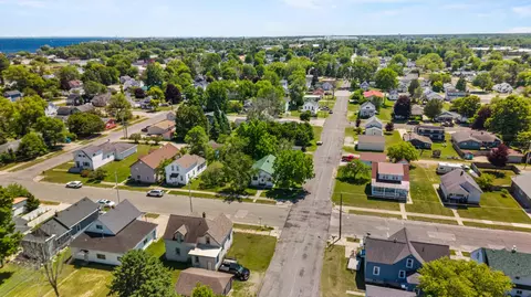 View/Area - 1513 28th Ave, Menominee, MI 49858 photo 13 of 17