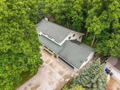 View/Area - 3616 E Lexington Dr, Appleton, WI 54915 photo 2 of 6
