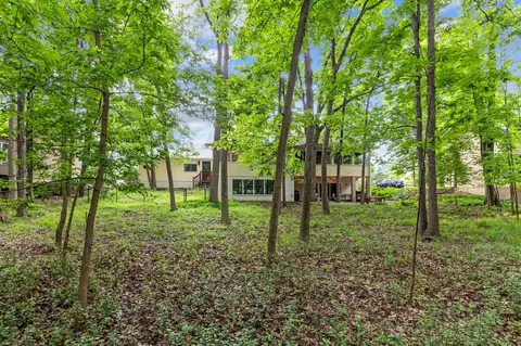 Exterior - 3616 E Lexington Dr, Appleton, WI 54915 photo 11 of 17