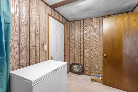 Entry Way - 222 Pine St, Wrightstown, WI 54180 photo 2 of 4