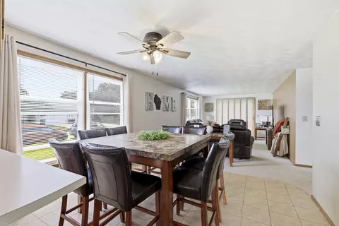 Dining - 2605 W Big Bend Dr, Appleton, WI 54914 photo 4 of 4