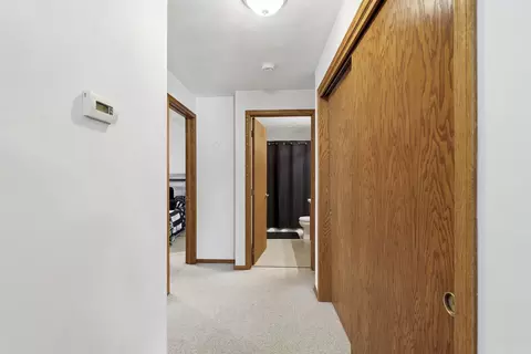 Entry Way - 2605 W Big Bend Dr, Appleton, WI 54914 photo 2 of 2