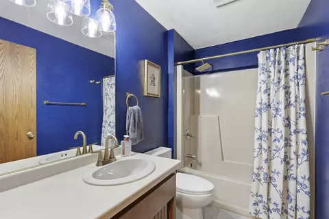 Bath - 2605 W Big Bend Dr, Appleton, WI 54914 photo 1 of 2
