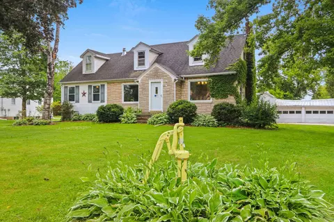 5067 Glendale Ave, Green Bay, WI 54313