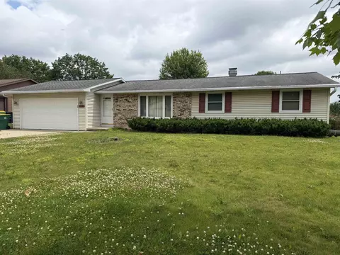 553 Delwiche Rd, Green Bay, WI 54302