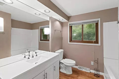 Bath - 1502 S Van Dyke Rd, Appleton, WI 54914 photo 1 of 2