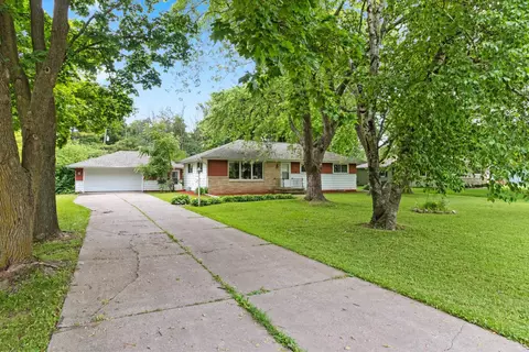 Exterior - 1502 S Van Dyke Rd, Appleton, WI 54914 photo 2 of 12