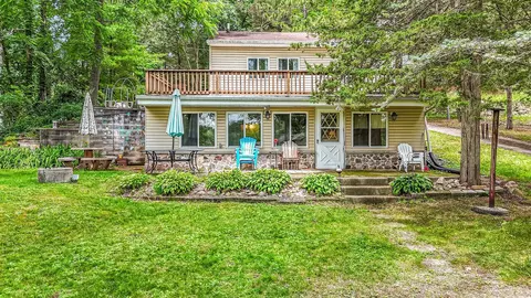 n866 Windwood Court, Neshkoro, WI 54960