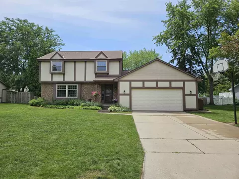 422 S Fox Croft Dr, De Pere, WI 54115