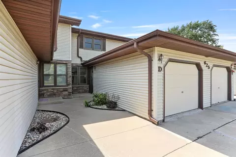 625 S Olson Ave #D, Appleton, WI 54914