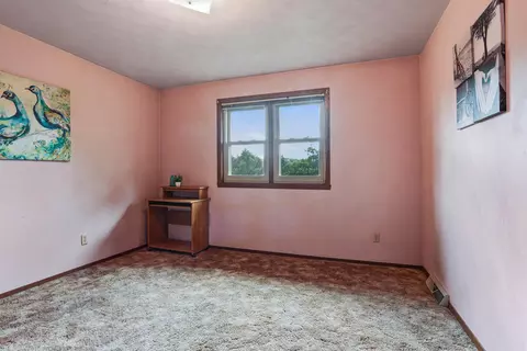 Bedroom - 625 S Olson Ave #D, Appleton, WI 54914 photo 2 of 2