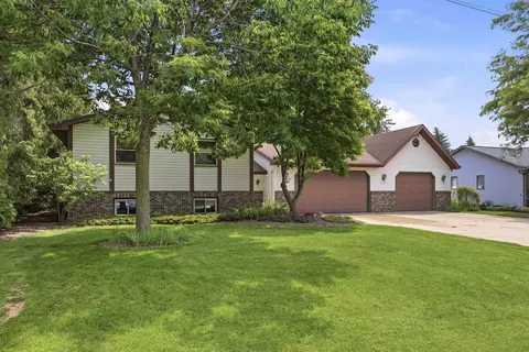 Exterior - n334 Marion Avenue, Appleton, WI 54915 photo 10 of 10