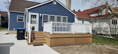 809 Quincy St, Sturgeon Bay, WI 54235