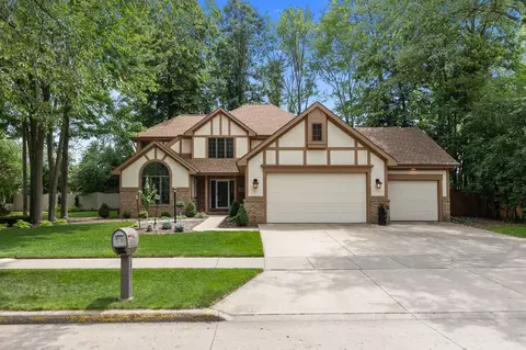 2801 Schaefer Cir, Appleton, WI 54915