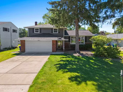 616 Saratoga St, Green Bay, WI 54303