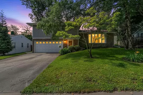 1285 7th St, Green Bay, WI 54304