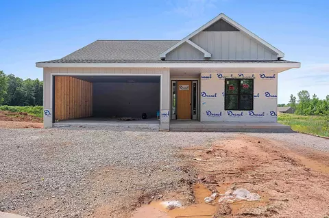 475 Breccia Way, Green Bay, WI 54311