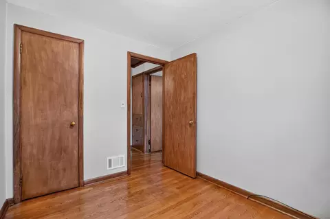 Bedroom - 926 E Byrd St, Appleton, WI 54911 photo 7 of 7