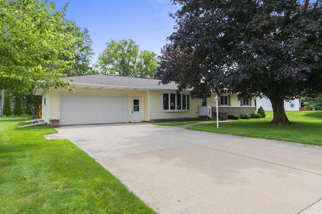 206 N Washington St, Bonduel, WI 54107
