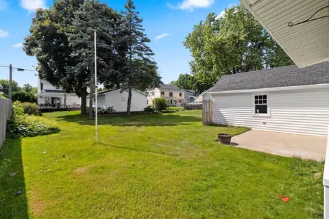 Exterior - 1727 N Clark St, Appleton, WI 54911 photo 6 of 13