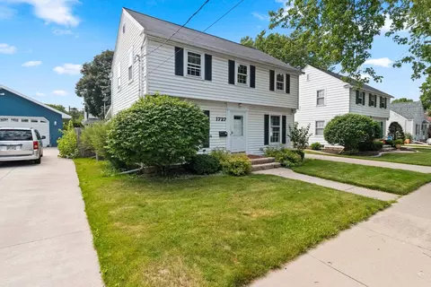Exterior - 1727 N Clark St, Appleton, WI 54911 photo 3 of 13