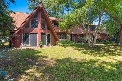 200 Lake Rd, Menasha, WI 54952