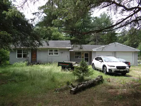 n1771 County Road Ee, Redgranite, WI 54970