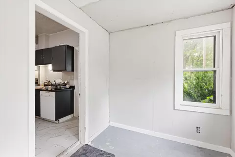 Entry Way - 1103 N Division St, Appleton, WI 54911 photo 1 of 2