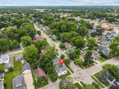 View/Area - 318 W Brewster St, Appleton, WI 54911 photo 7 of 10