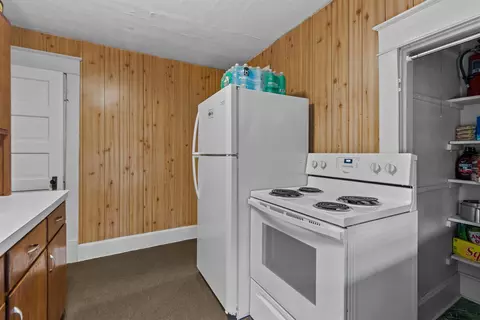 Kitchen - 318 W Brewster St, Appleton, WI 54911 photo 5 of 7