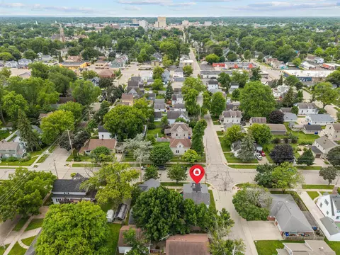View/Area - 318 W Brewster St, Appleton, WI 54911 photo 9 of 10