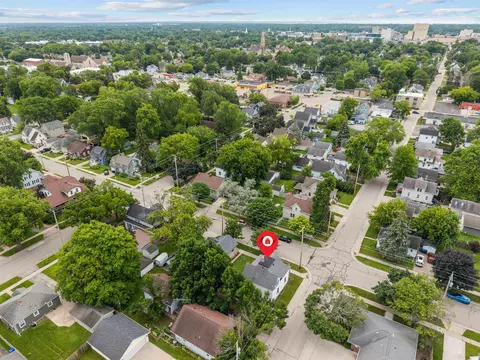 View/Area - 318 W Brewster St, Appleton, WI 54911 photo 8 of 10