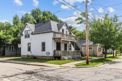 Exterior - 318 W Brewster St, Appleton, WI 54911 photo 1 of 13