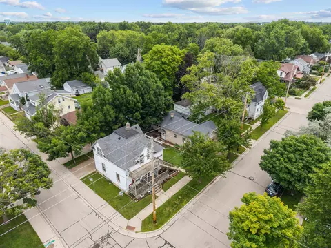 View/Area - 318 W Brewster St, Appleton, WI 54911 photo 3 of 10