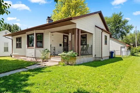 314 S Huron St, De Pere, WI 54115