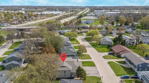 View/Area - 722 N Hawthorne Dr, Appleton, WI 54915 photo 4 of 5