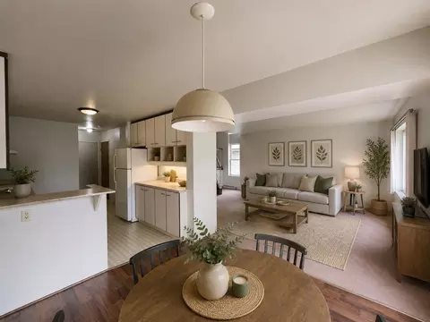 Dining - 722 N Hawthorne Dr, Appleton, WI 54915 photo 1 of 1