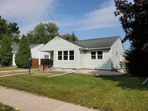 121 N Seymour St, Fond Du Lac, WI 54935