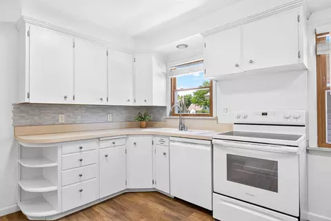 Kitchen - 804 E Maple St, Appleton, WI 54915 photo 1 of 5