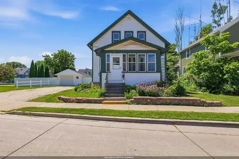 180 N Park Ave, Fond Du Lac, WI 54935