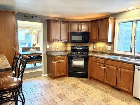 Kitchen - 513 E Lindbergh St, Appleton, WI 54911 photo 1 of 3
