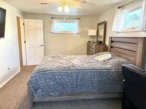 Bedroom - 513 E Lindbergh St, Appleton, WI 54911 photo 2 of 8