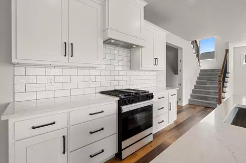 Kitchen - n9239 Laura St, Appleton, WI 54915 photo 5 of 5