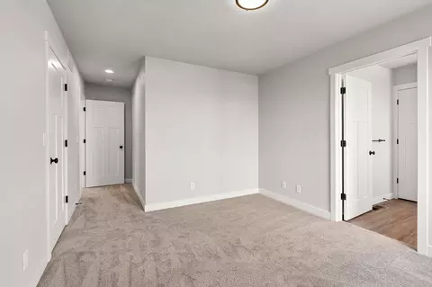 Bedroom - n9239 Laura St, Appleton, WI 54915 photo 5 of 9